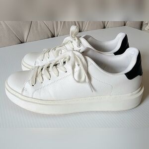 Steve Madden Charlie Sneaker